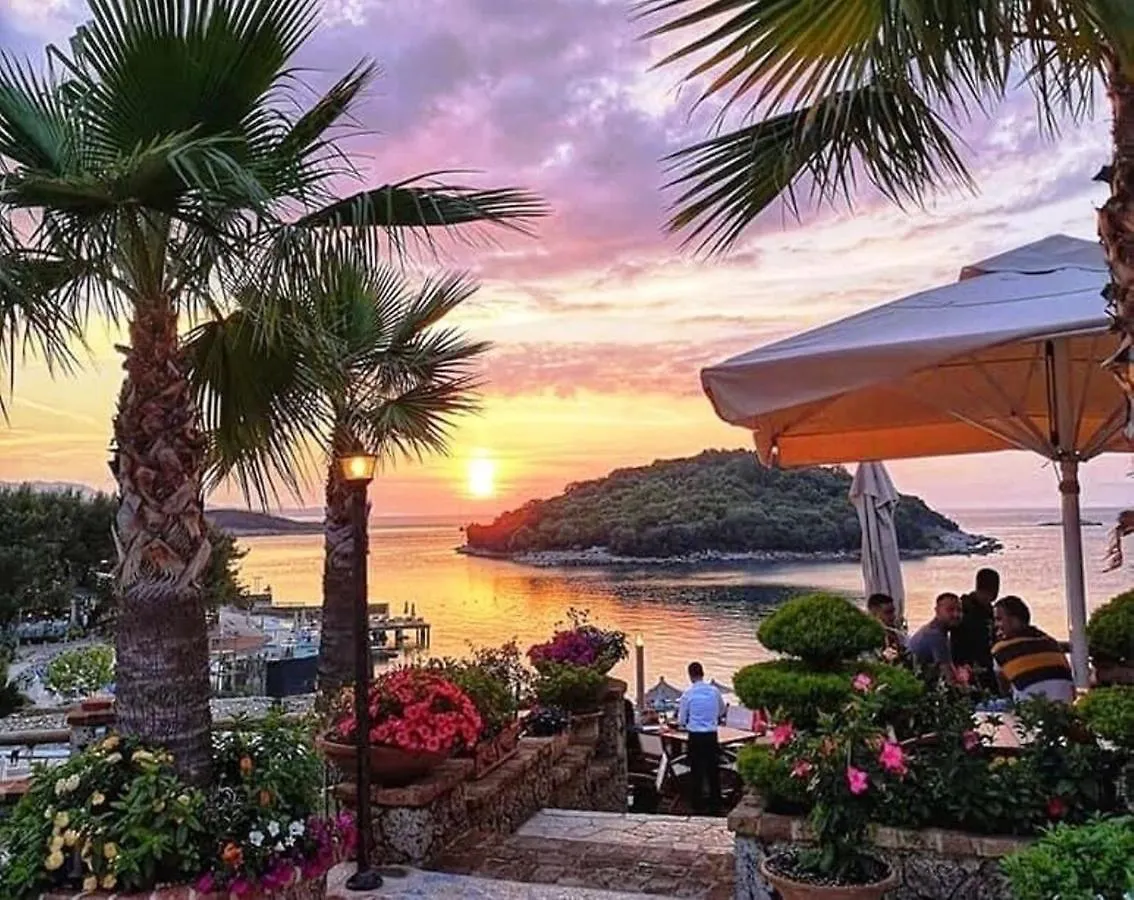 Royal Apartment Luxury Holiday For Queen And King Sarandë